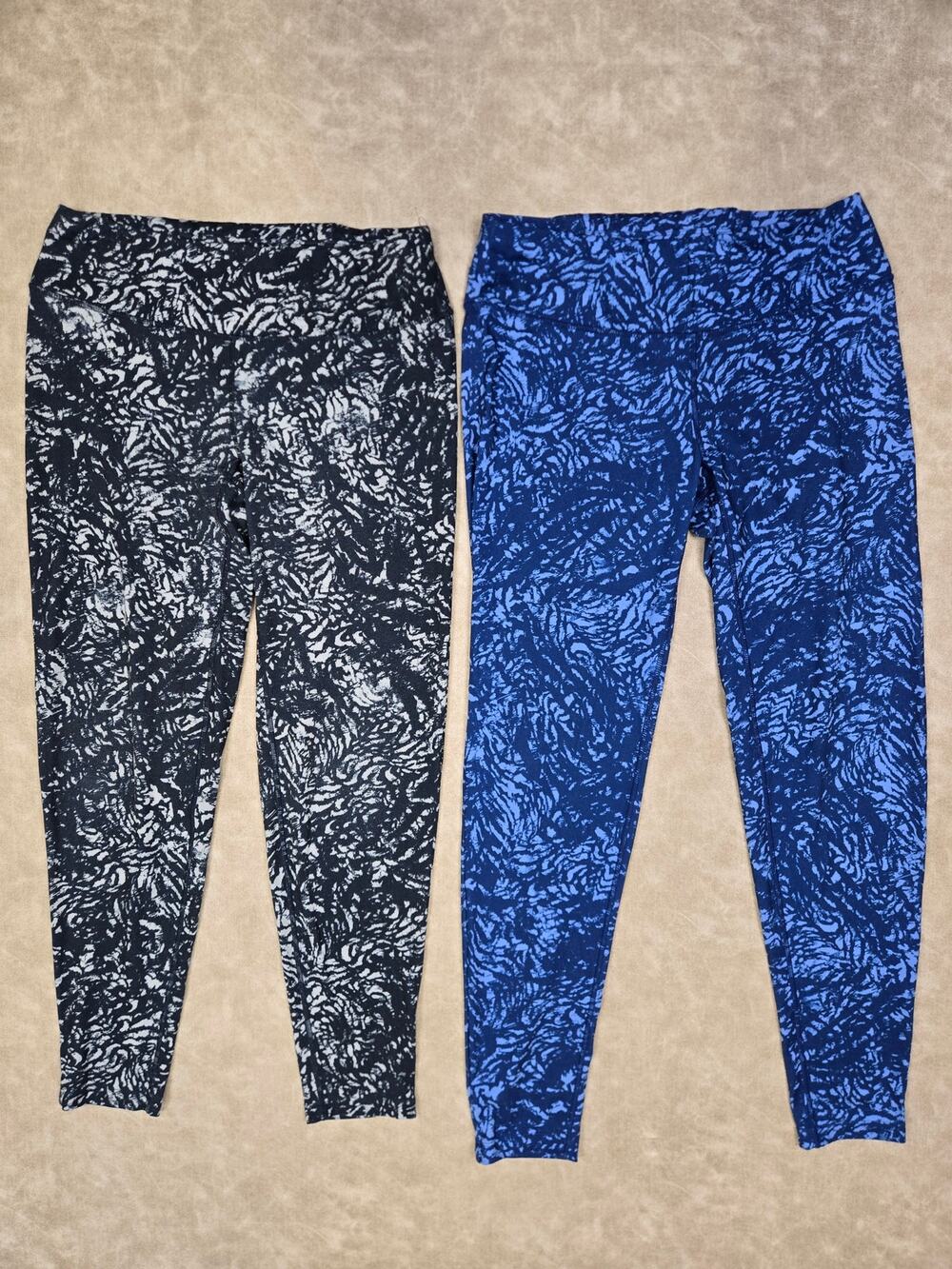 2 Pair of Jockey Leggings Size ? Medium ?